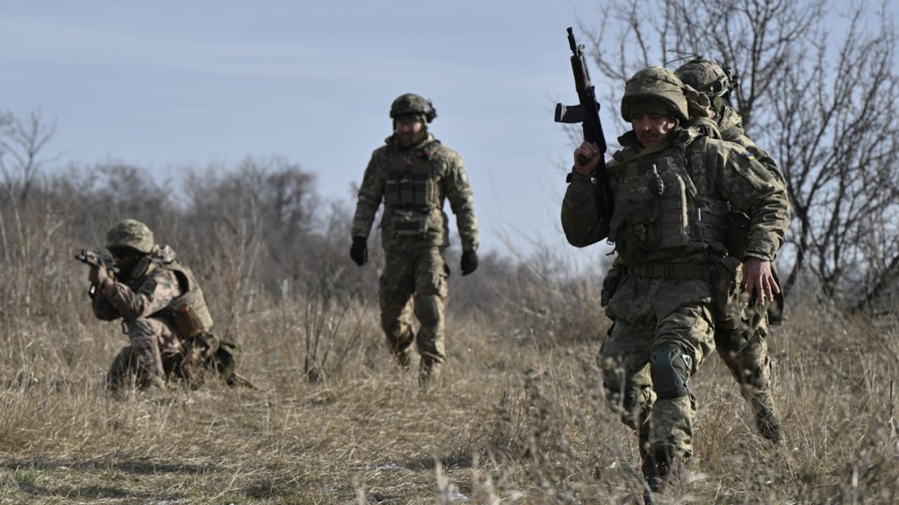 "Easy" Work Trap: How Russia Recruited Ukrainian Teens For Sabotage