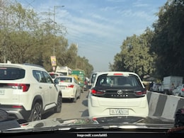 Traffic Movement In Delhi Hit Due To Republic Day Parade Dress Rehearsal Traffic Movement In Delhi Hit Due To Republic Day Parade Dress Rehearsal