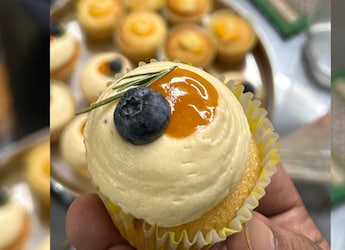 Bengaluru-Based Woman Quit Her Corporate Job To Pursue Baking, Internet Shows Love Bengaluru-Based Woman Quit Her Corporate Job To Pursue Baking, Internet Shows Love