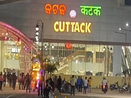 ओडिशा के इस रेलवे स्टेशन पर क्यों फिदा है नार्वे का यह नेता, हवाई अड्डे से क्यों हो रही है तुलना ओडिशा के इस रेलवे स्टेशन पर क्यों फिदा है नार्वे का यह नेता, हवाई अड्डे से क्यों हो रही है तुलना