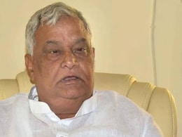 Rajasthan Politics: दौसा में मिली हार पर फिर छलका मंत्री किरोड़ी लाल का दर्द, कहा- 'गाय' जैसे भाई को फंसा दिया Rajasthan Politics: दौसा में मिली हार पर फिर छलका मंत्री किरोड़ी लाल का दर्द, कहा- 'गाय' जैसे भाई को फंसा दिया
