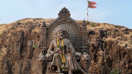 'शिवाजी महाराज लाच देऊन सुटले...' मराठी अभिनेत्याचे वादग्रस्त विधान, नेटकऱ्यांचा संताप; VIDEO व्हायरल