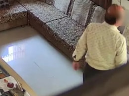 Rajasthan: स्‍कूल में रंगरेल‍िया मनाने वाले हेड मास्‍टर और मह‍िला टीचर बर्खास्‍त, वीड‍ियो हुआ था वायरल 