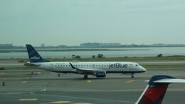 Ex-US Cop Charged For Inappropriate Behaviour With Crew During Flight