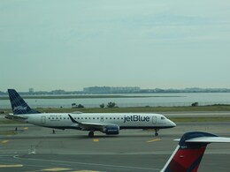 Ex-US Cop Charged For Inappropriate Behaviour With Crew During Flight Ex-US Cop Charged For Inappropriate Behaviour With Crew During Flight