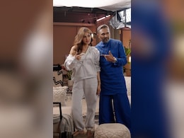 Honey Singh Calls Himself "Mental Patient", Discusses His Bipolar Disorder With Rhea Chakraborty Honey Singh Calls Himself "Mental Patient", Discusses His Bipolar Disorder With Rhea Chakraborty