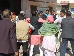 बीजेपी में दिखा अंतर्कलह, भाजपा में शामिल हुए कांग्रेस नेता के ड्राइवर ने बीजेपा नेता को जमकर पीटा