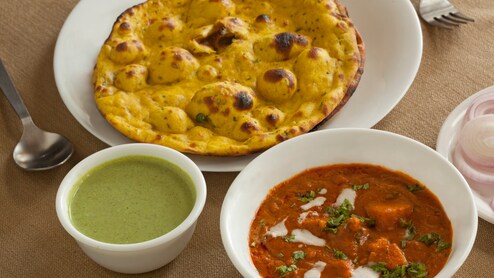 Missi Roti Listed In '100 Worst Rated Foods In The World', Indian Foodies React