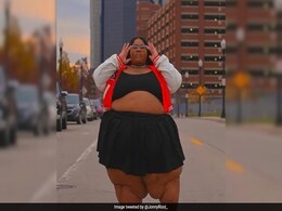 Plus-Size US Rapper Sues Lyft After Driver Said She Couldn't Fit In His Car Plus-Size US Rapper Sues Lyft After Driver Said She Couldn't Fit In His Car