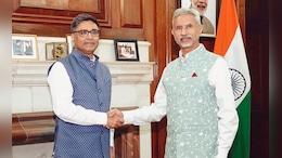 Foreign Minister Engages US, Foreign Secretary, China: India's Balancing Act