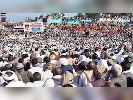 राजस्थान के करौली में मीणा समाज की महापंचायत, दो गांव के विवाद को निपटाने जुटे करीब 10 हजार लोग राजस्थान के करौली में मीणा समाज की महापंचायत, दो गांव के विवाद को निपटाने जुटे करीब 10 हजार लोग