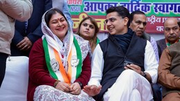 Sachin Pilot: दिल्ली चुनाव में सचिन पायलट की ताबड़तोड़ रैलियां, रागिनी नायक ने सभा के दौरान जमकर की तारीफ