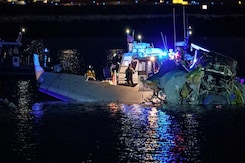 No Survivors In US Plane-Helicopter Crash, 28 Bodies Recovered From River No Survivors In US Plane-Helicopter Crash, 28 Bodies Recovered From River