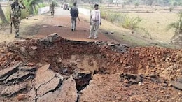 Bijapur Naxal Attack: बख्तरबंद गाड़ी के उड़े परखच्चे, 9 जवानों के उड़े चिथड़े, छत्तीसगढ़ में साल का सबसे बड़ा नक्सली हमला