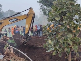 ये कैसा रेस्क्यू ऑपरेशन? 18 घंटे बाद भी प्रशासन के हाथ खाली, 3 मजदूरों के दबे होने पर परिवार ने लगाया लापरवाही का आरोप