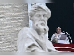 Pope Francis Hopes Trump's US Will Have 'No Room For Hatred'