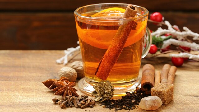 Cinnamon can help regulate blood sugar levels and curb cravings
