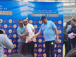 Vinod Kambli : विनोद कांबळीला मिळणार दरमहा 30,000 रुपये, महान क्रिकेटपटूनं दिला मदतीचा हात Vinod Kambli : विनोद कांबळीला मिळणार दरमहा 30,000 रुपये, महान क्रिकेटपटूनं दिला मदतीचा हात