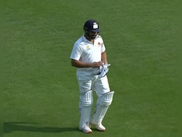 Rohit Sharma : रोहित शर्माला काय झालंय? जम्मू काश्मीरनं काढली उरली-सुरली लाज, Video Rohit Sharma : रोहित शर्माला काय झालंय? जम्मू काश्मीरनं काढली उरली-सुरली लाज, Video