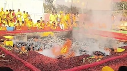 Baglamukhi Mata Yagya: 11,000 किलो लाल मिर्च की आहुति, हजारों भक्तों में किसी को नहीं हुई खांसी! मां बगलामुखी के दिव्य धाम की खास है महिमा