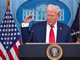 Donald Trump Offers One-Month Relief For Automakers, Pauses Tariffs Donald Trump Offers One-Month Relief For Automakers, Pauses Tariffs