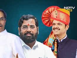 Maharashtra Politics: CM देवेंद्र फडणवीस, एकनाथ शिंदे अन् ठाकरे, आजी- माजी मुख्यमंत्र्यांना नोटीस; कारण काय? Maharashtra Politics: CM देवेंद्र फडणवीस, एकनाथ शिंदे अन् ठाकरे, आजी- माजी मुख्यमंत्र्यांना नोटीस; कारण काय?