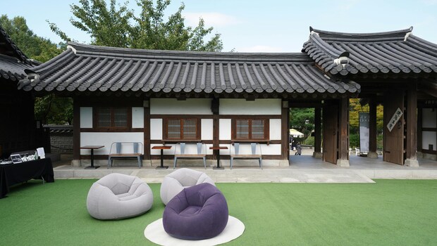 Why Bean Bags Are The Ultimate Comfort Furniture For Your Living Room