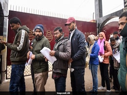 5,943 Students Appear For Bihar Public Service Prelims Re-test Amid Protests 5,943 Students Appear For Bihar Public Service Prelims Re-test Amid Protests