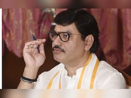 Beed News: धनंजय मुंडेंच्या मंत्रिमंडळ प्रवेशाची चर्चा, राष्ट्रवादीच्या बड्या नेत्याची खदखद आली बाहेर Beed News: धनंजय मुंडेंच्या मंत्रिमंडळ प्रवेशाची चर्चा, राष्ट्रवादीच्या बड्या नेत्याची खदखद आली बाहेर