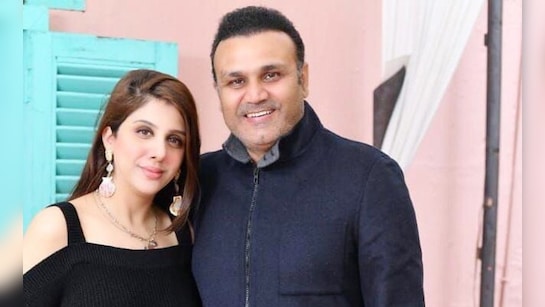 Virender Sehwag: वीरेंद्र सहवाग और आरती अहलावत के तलाक की चर्चा, कई महीनों  से रह रहे अलग : रिपोर्ट | Virender Sehwag Aarti Ahlawat separate After 20  Years of Marriage- Report