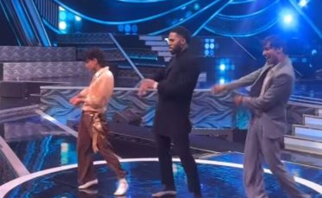 Jason Derulo Dances To Shah Rukh Khan's Chammak Challo At Reality Show. Watch