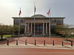 जोर्जिया : नौकरी के आखिरी दिन कोर्टरूम में मिली जज की लाश, जानिए क्या है पूरा मामला? जोर्जिया : नौकरी के आखिरी दिन कोर्टरूम में मिली जज की लाश, जानिए क्या है पूरा मामला?