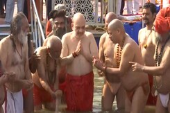 Amit Shah Takes Holy Dip At Triveni Sangam During Maha Kumbh 2025 In Prayagraj Amit Shah Takes Holy Dip At Triveni Sangam During Maha Kumbh 2025 In Prayagraj