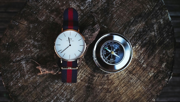 Top Deals On Emporio Armani And Daniel Wellington Watches