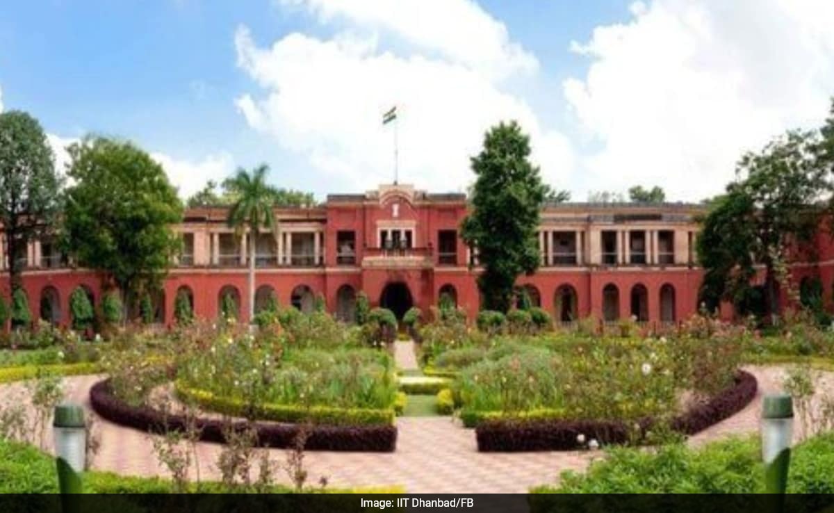 QS World Varsity Rankings 2026: 5 IITs in Top 100; IIT-ISM Dhanbad At 21, IIT Kharagpur Jumps to 22
