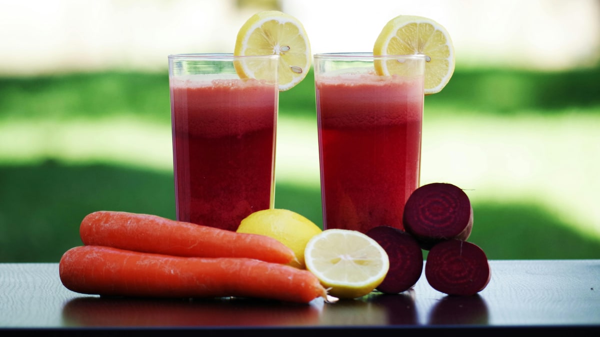 Can A Daily Glass Of Beetroot-Carrot Juice Improve Eye Health And Skin Glow