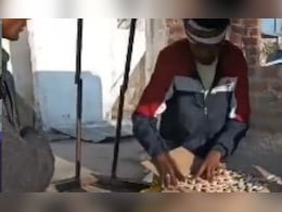 इंदौर में खुले में बेची जा रही शराब, ठेले और गाड़ियों पर पेटी रख नाबालिगों से करा रहे धंधा