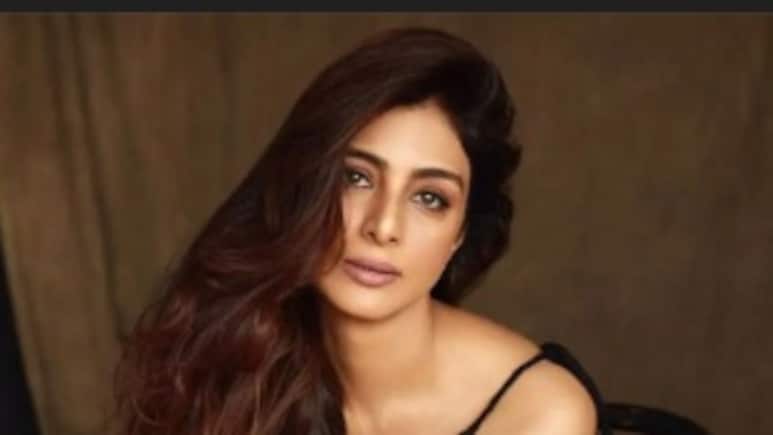 7 लग्जरी कार और खूबसूरत बंगले की मालकिन हैं तब्बू, कई प्रॉपर्टी में किया है इनवेस्ट, सालाना कमाती हैं इतने करोड़