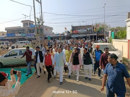 MP News: अपनी ही सरकार के अफसरों के खिलाफ सड़क पर उतरे बुधनी के विधायक भार्गव, ये वजह आई सामने MP News: अपनी ही सरकार के अफसरों के खिलाफ सड़क पर उतरे बुधनी के विधायक भार्गव, ये वजह आई सामने