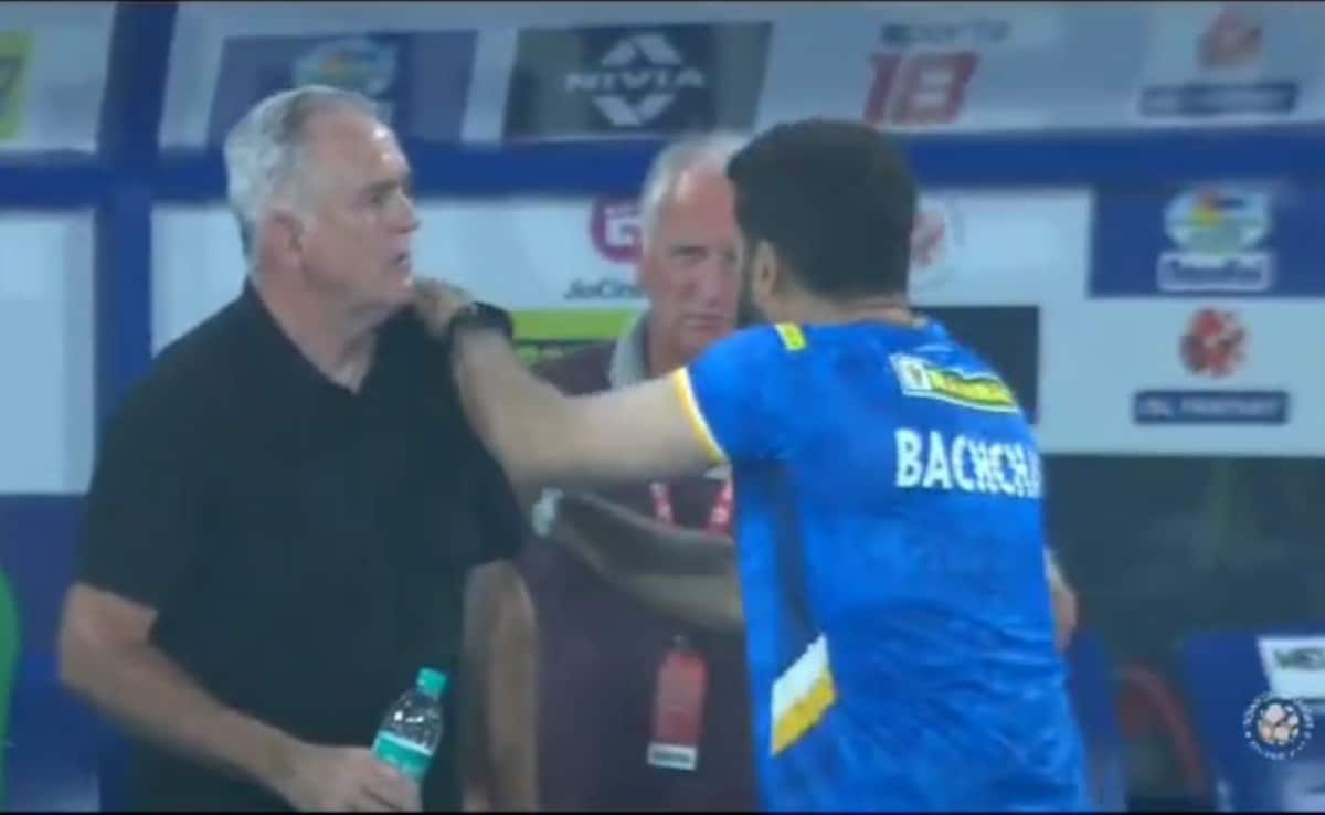 Watch: Abhishek Bachchan Loses Cool, Engages In Animated Discuscussion With ISL Team Coach