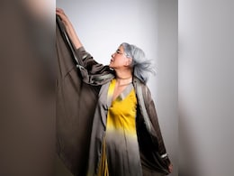 Zeenat Aman Faces A Near Death Experience, Shares A Life Lesson From The Ordeal