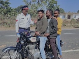 राष्ट्रपति पदक से सम्मानित होंगे ट्रैफिक मैन महेश मिश्रा, कोरिया जिले का बढ़ाया मान राष्ट्रपति पदक से सम्मानित होंगे ट्रैफिक मैन महेश मिश्रा, कोरिया जिले का बढ़ाया मान