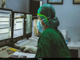 What Is Quad-Demic? Flu, COVID, RSV And Norovirus Strain Hospitals In UK, US What Is Quad-Demic? Flu, COVID, RSV And Norovirus Strain Hospitals In UK, US