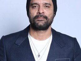 Jaideep Ahlawat On Doing Romantic Films: "<i>Koi Lega Nahi Mujhe</i>"