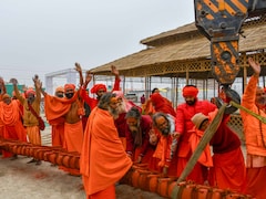 महाकुंभ 2025: अमेरिकी सेना के पूर्व शीर्ष कमांडर का बेटा आईटी की नौकरी छोड़ अखाड़े में शामिल