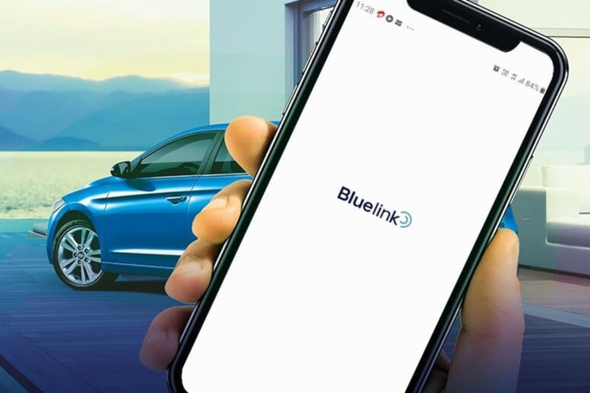 Hyundai Bluelink Enables Cutsomers To Access Car Features And Notifications Hyundai Bluelink Enables Cutsomers To Access Car Features And Notifications