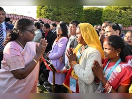 CG News : बैगा परिवार के सदस्यों का दिल्ली में बढ़ा मान, राष्ट्रपति द्रौपदी मुर्मू ने किया अभिवादन