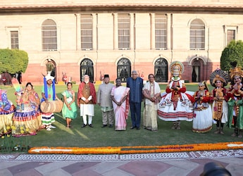From Mysore Pak To Murukku: A Look At The Menu For President Murmu's Republic Day Reception From Mysore Pak To Murukku: A Look At The Menu For President Murmu's Republic Day Reception