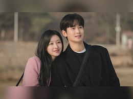 Asked About Dating Rumours With <i>Queen of Tears</i> Co-Star Kim Ji Won, Kim Soo Hyun Said...