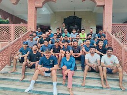 Agniveer News : Satna में रिटायर्ड फौजी ने तैयार कर दिए 11 अग्निवीर, 15 सालों से दे रहे सेना जैसी ट्रेनिंग Agniveer News : Satna में रिटायर्ड फौजी ने तैयार कर दिए 11 अग्निवीर, 15 सालों से दे रहे सेना जैसी ट्रेनिंग